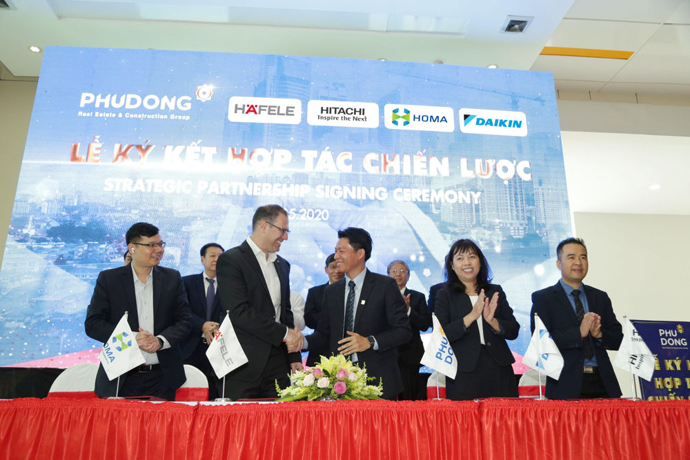 Phú Đông Group ký kết cùng các đối tác Hafele, Hitachi, Homa, Daikin